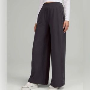 LA Wide Leg Super-High-Rise Pant size 12